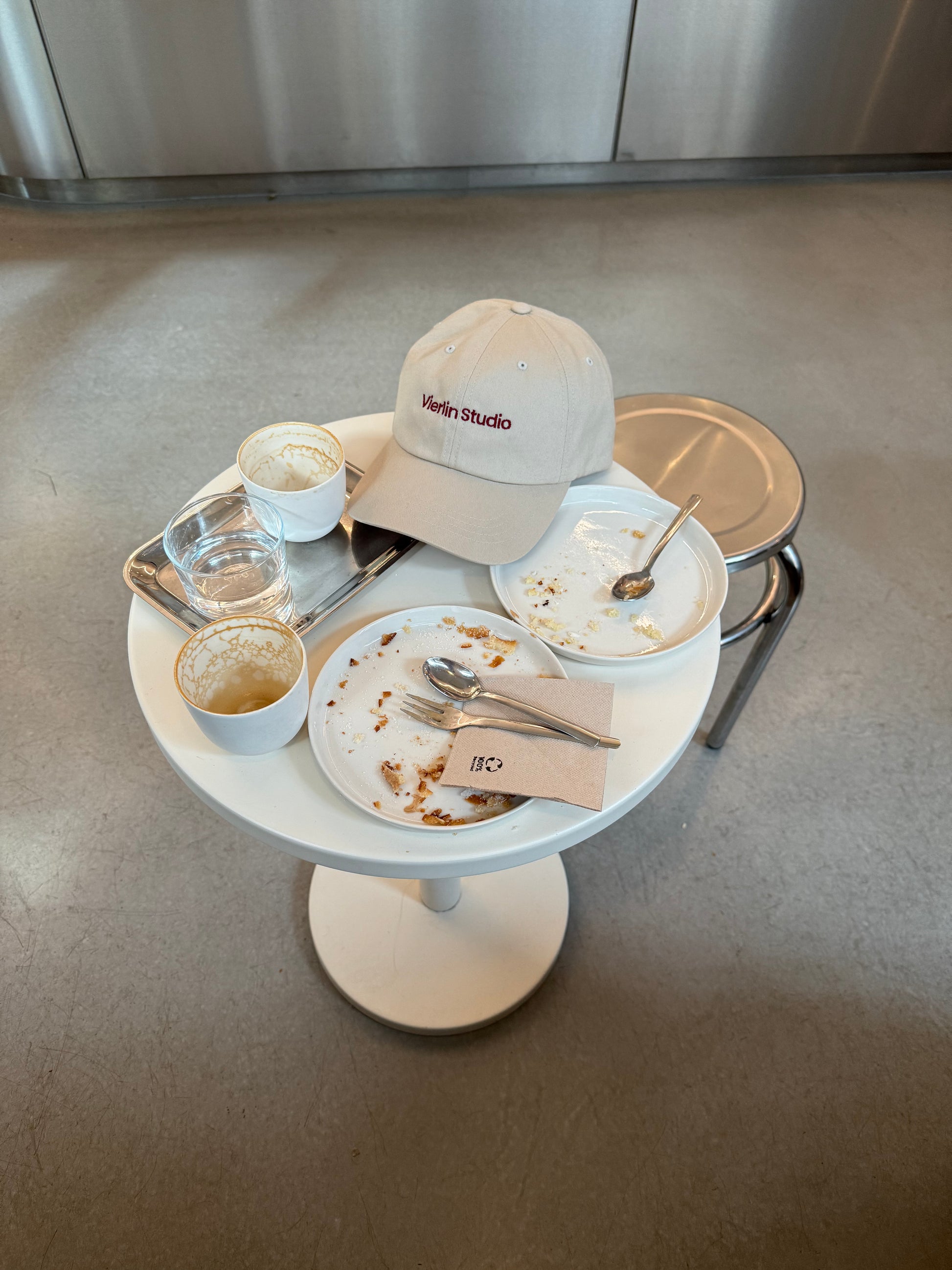 VS Cap Sand